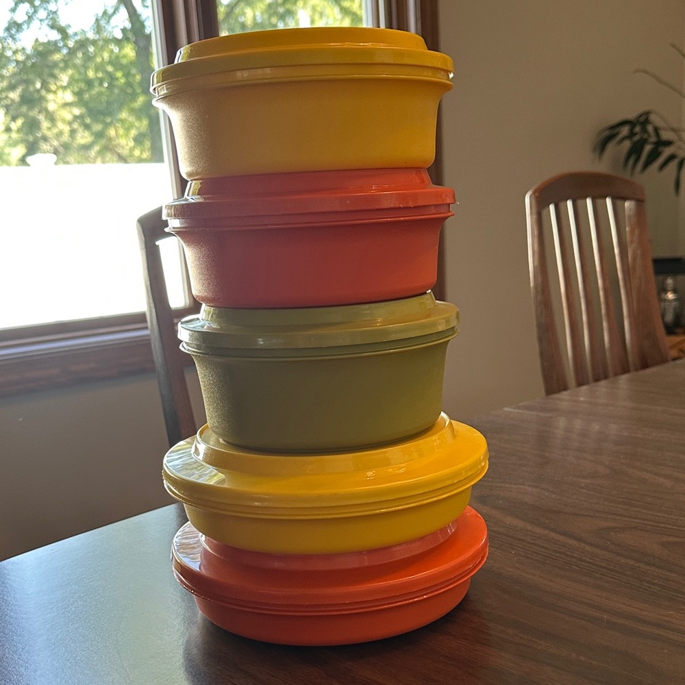 VTG Tupperware Seal N Serve Bowls Harvest Set of 5